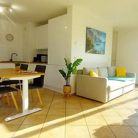 T2 De 56M2 - Geneve A 5 Min- Parking Prive Gratuit Apartment Saint-Julien-en-Genevois Exterior photo