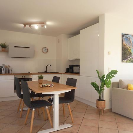 T2 De 56M2 - Geneve A 5 Min- Parking Prive Gratuit Apartment Saint-Julien-en-Genevois Exterior photo