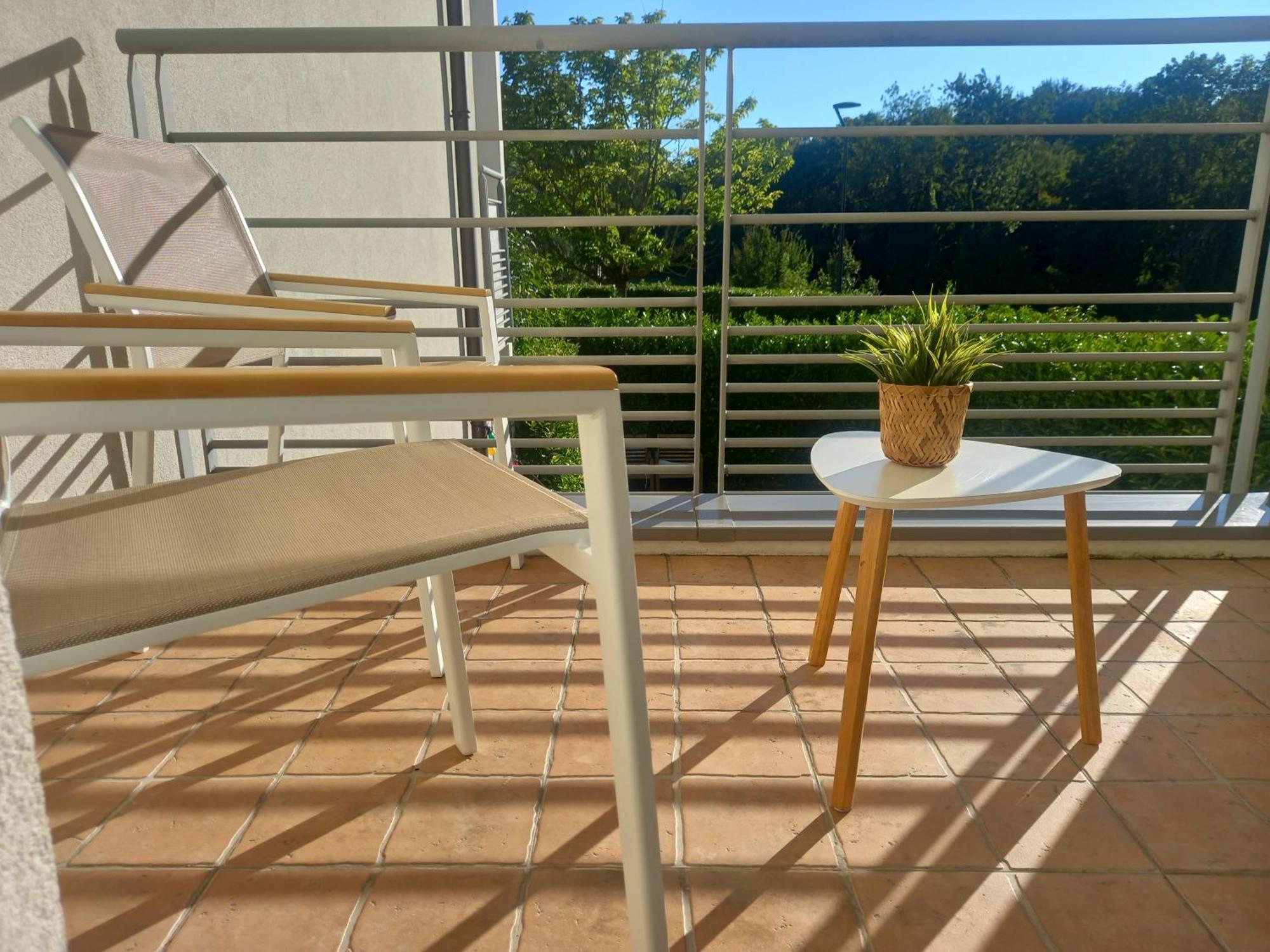 T2 De 56M2 - Geneve A 5 Min- Parking Prive Gratuit Apartment Saint-Julien-en-Genevois Exterior photo